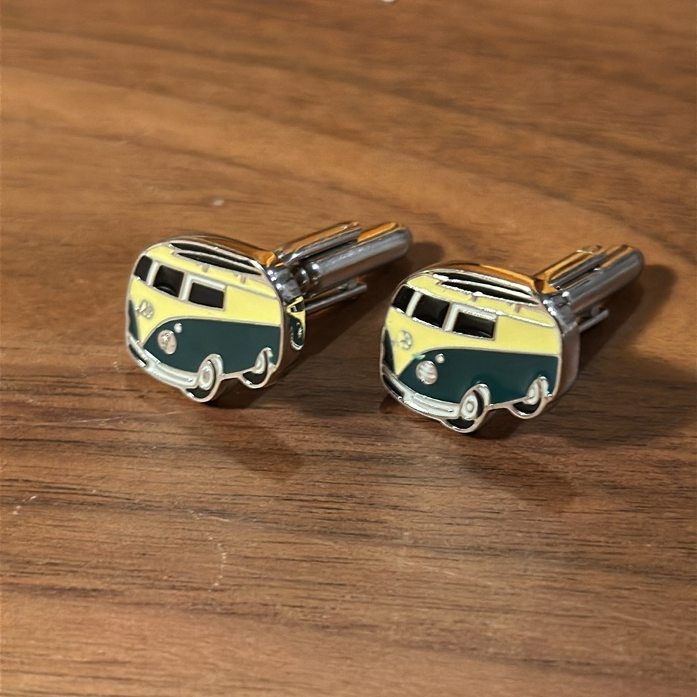 VW bus 🚌 cuff links, new without tags, great addition to suits, fun gift!! 🎁